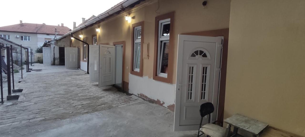 Apartmani Dld Ns Novi Sad Exterior foto